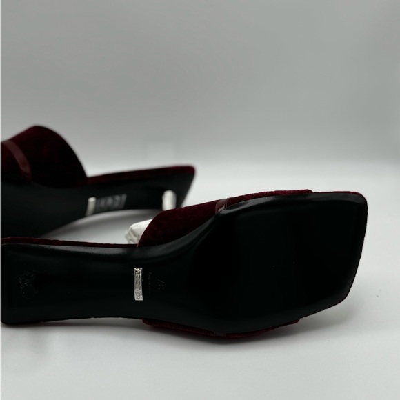 Gucci GG Jacquard Bow Slide Sandals 37 - Picture 5 of 10